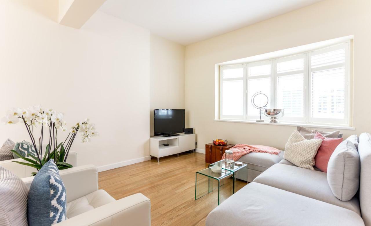 Logan Mews By Lime Street Apartment London Exterior photo